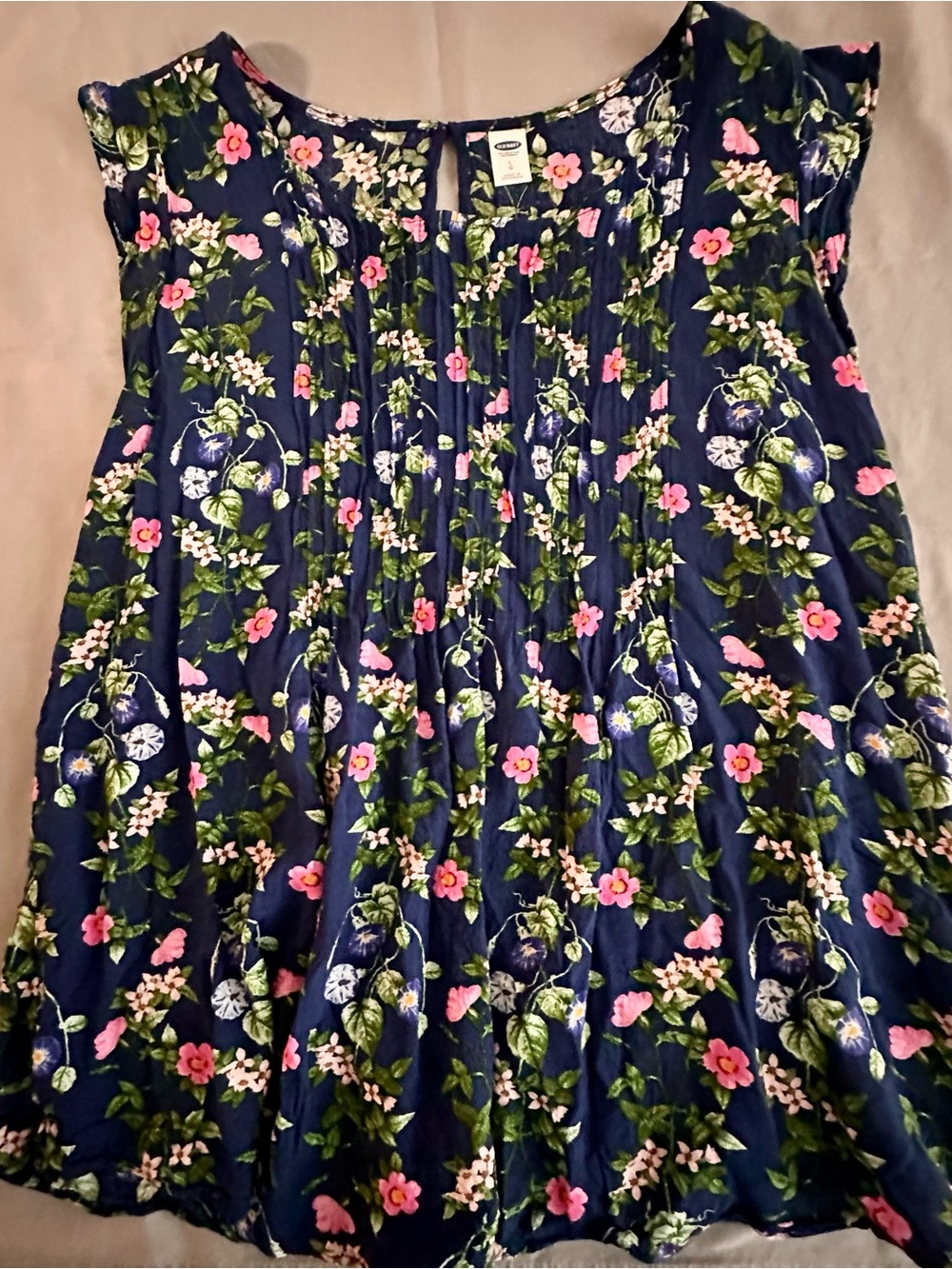 Women’s Old Navy Navy Floral Blouse cottage core present, casual romantic Y2K